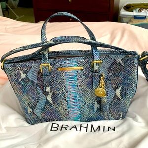 Brahmin crossbody/shoulder bag - like new